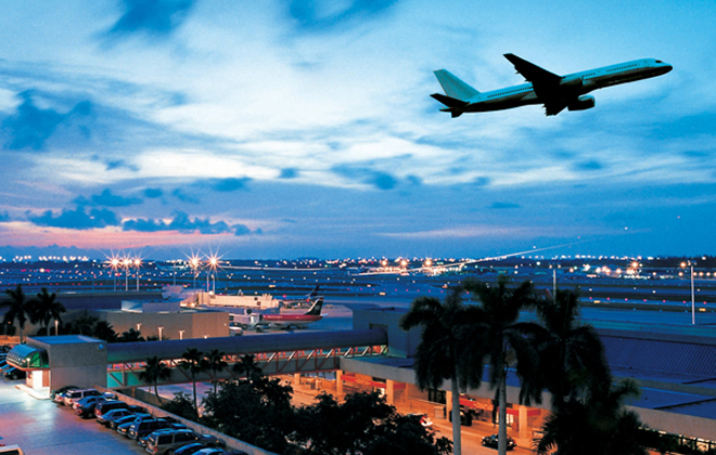 Fort Lauderdale-Hollywood International Airport (FLL) Fort Lauderdale-Hollywood International Airport (FLL)