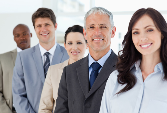 The Difference Between Leading and Managing