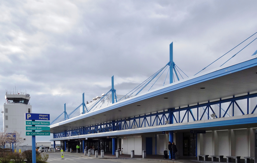 Portland International Airport (PDX)